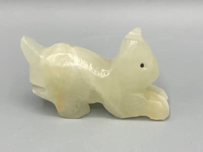Hand Carved Onyx Stone Cat Figurine