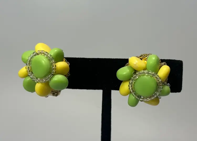 Vintage Yellow and Green Round Bead Necklace & Clip on Earrings Set Japan