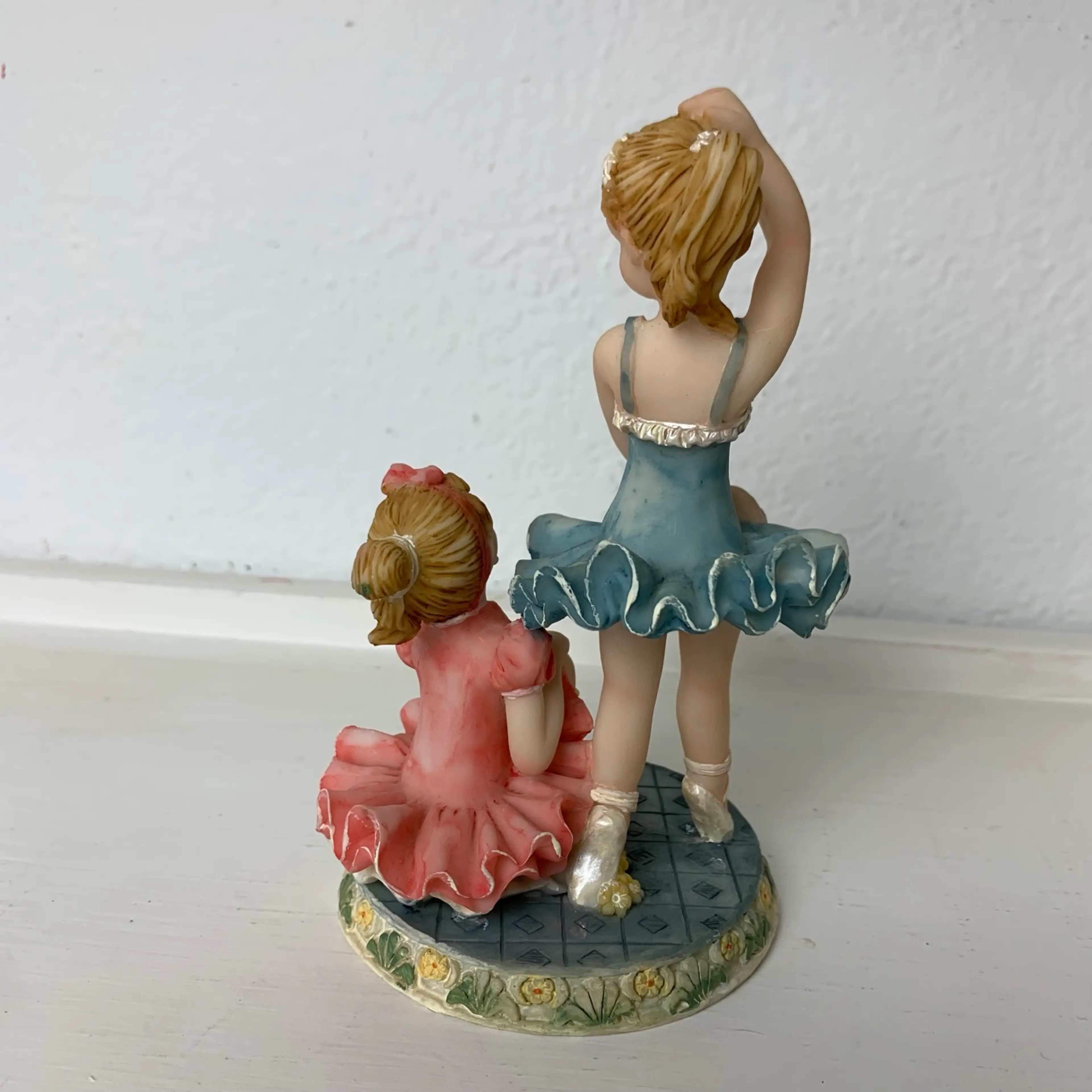 Image 3 of 7