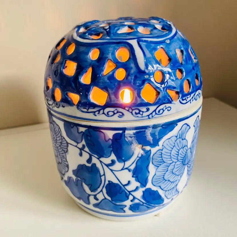 1945 Occupied Japan Blue and White Porcelain Candle Lantern - Reticulated Chinoiserie Ginger Jar