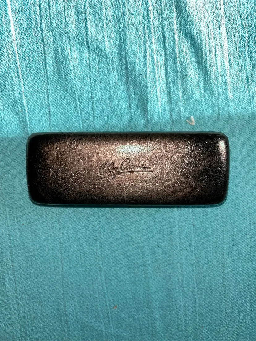 Oleg Cassini-Metallic Bronze Copper Hard Clam Shell Glasses Case