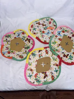 VTG Hand painted Chinese Paper Lanterns