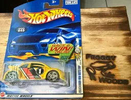 Hot Wheels 2002 First Editions Volkswagen New Beetle Cup, Collector #045