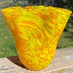 (Candy Corn / Halloween) Hand-Blown Art Glass, Yellow & Orange Spotted Ruffled Vase. 6.5”h x 7”w. Not Signed.