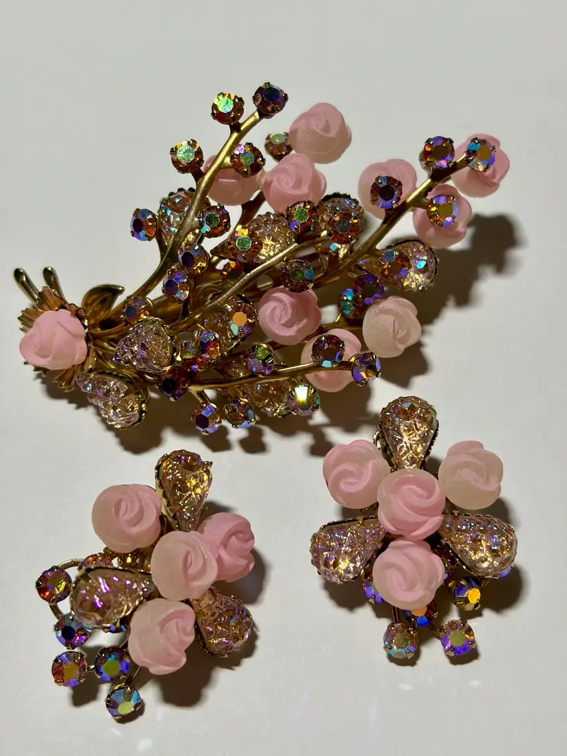 Vintage Judy Lee Pink Lucite Rose I AB Rhinestone Brooch & Earring Set