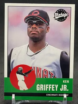 #104 - Ken Griffey Jr. 2001 Upper Deck Vintage
