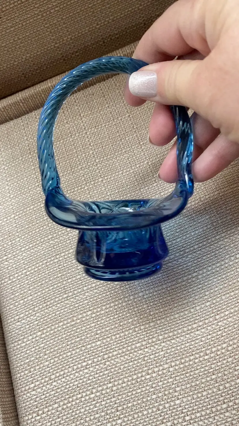 Fenton Vintage small basket