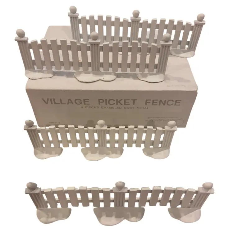 Dept 56 Snow Village Lot of 4 Farm Accessories Caroling Picket Fence Heifers +