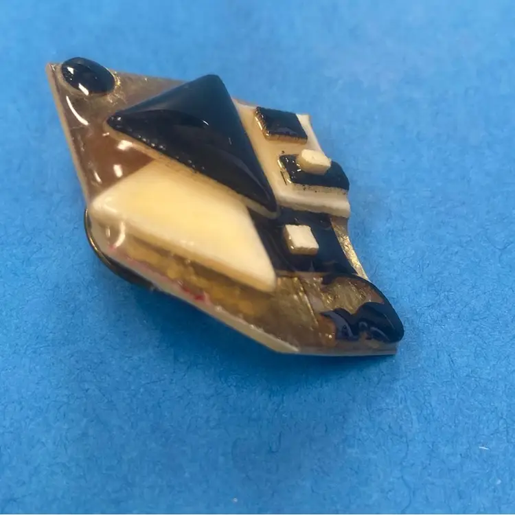 House Pins By Lucinda … MINI House Pin With 2 Houses, Cream And White And A CAT!