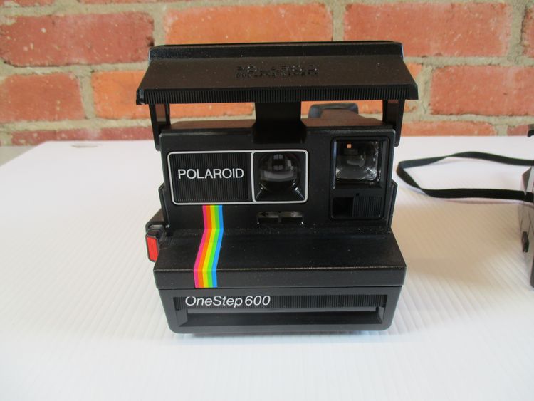 Vintage Polaroid Land Camera One Step SE , One Step 600 Lot of 2 Untested