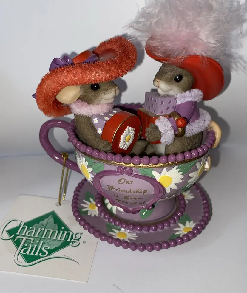 Charming Tails Our Friendship Is Beau-Tea-Ful Tea Cup Hamilton Mice Figurine