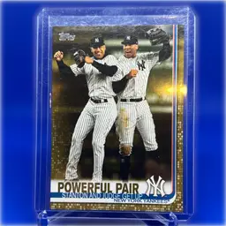 2019 Topps Aaron Judge & Giancarlo Stanton Gold /2019 New York Yankees