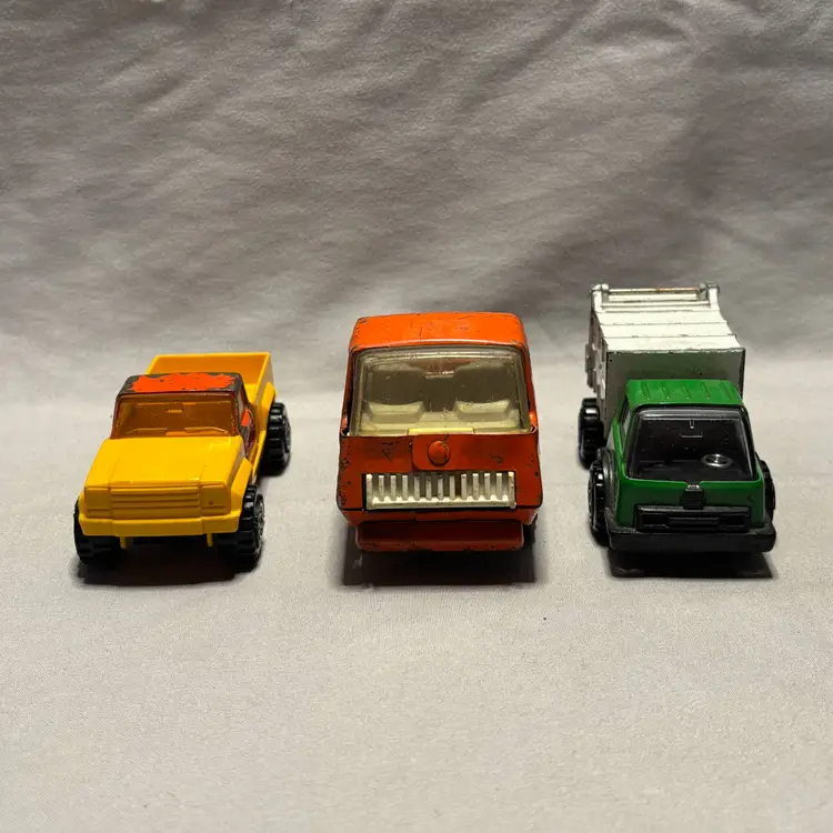 Lot of 3 VTG Tonka Mini Semi Tractor, Garbage Truck  and Pick Up Truck 3.5" - 4"