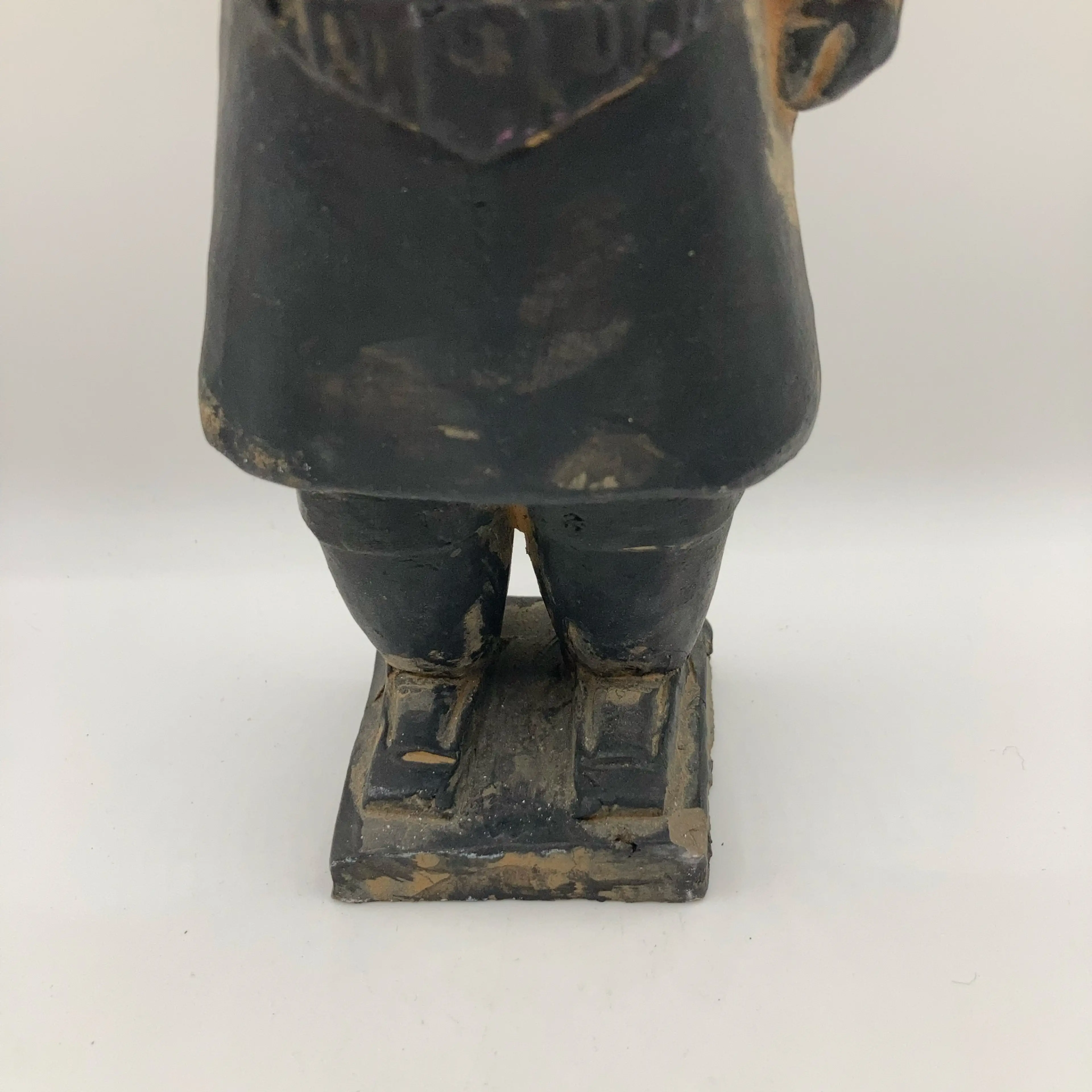 Image 4 of 16