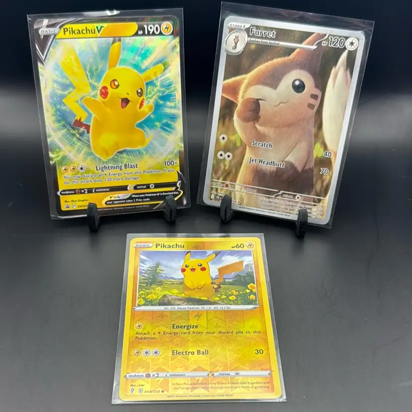 Pokémon Lot Pikachu V, Furret SIR, Pikachu Holo