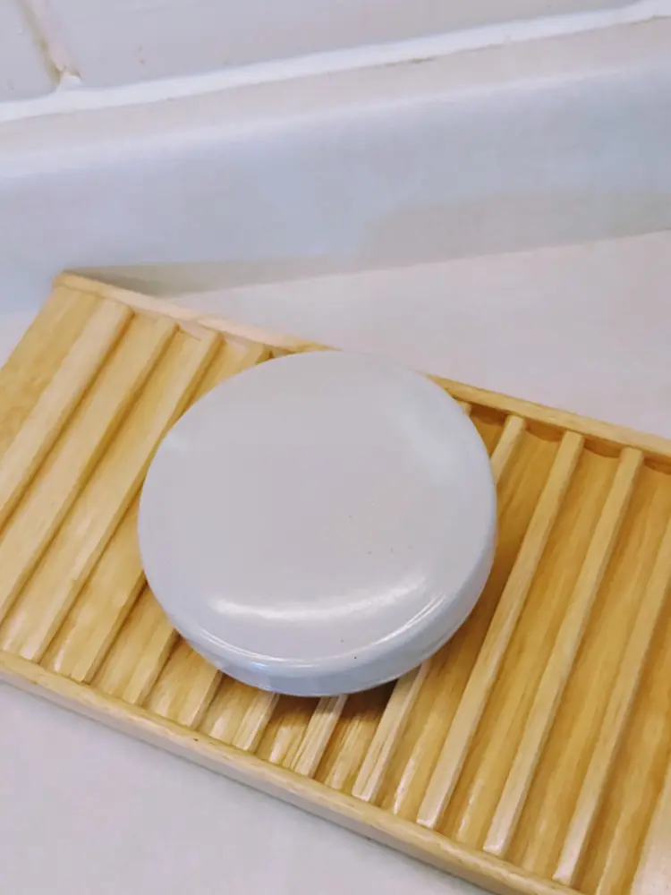 VINTAGE MCM TRINKET BOX LIGHT GRAY CERAMIC HANDMADE UNISEX