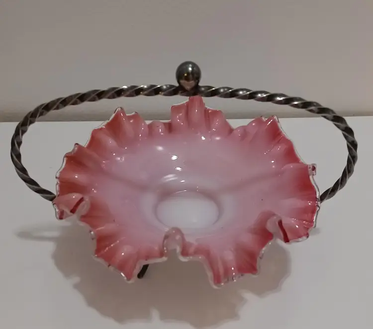 Gorgeous Antique Bride's Basket; Peachy Pink Crimped Glass Dish On Adorable Stand