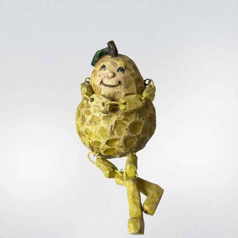 Vintage Anthropomorphic Pear Shelf Sitter Figurine Yellow Resin
3.5” T x 4.75” L(sitting) x 2.5” W