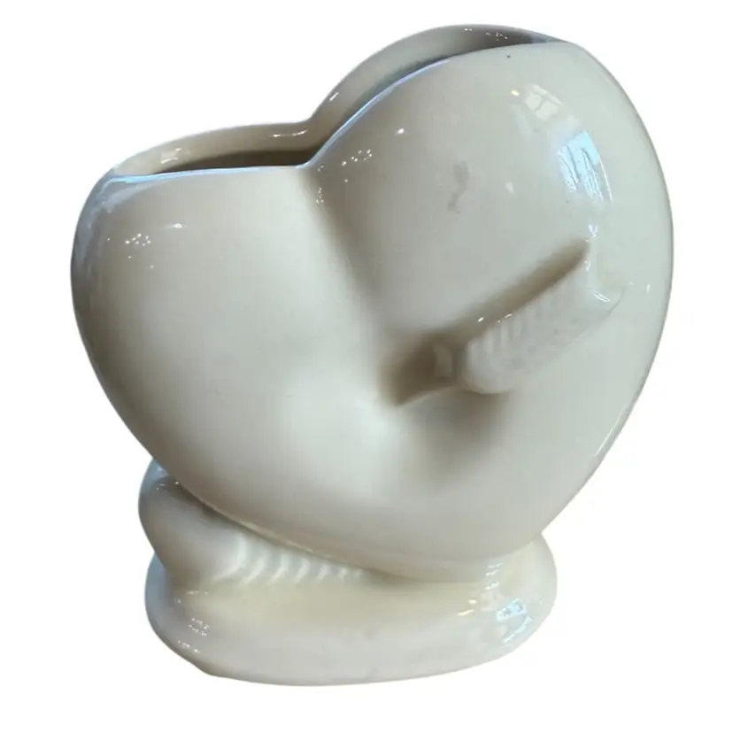 White Sweetheart Vase Vintage