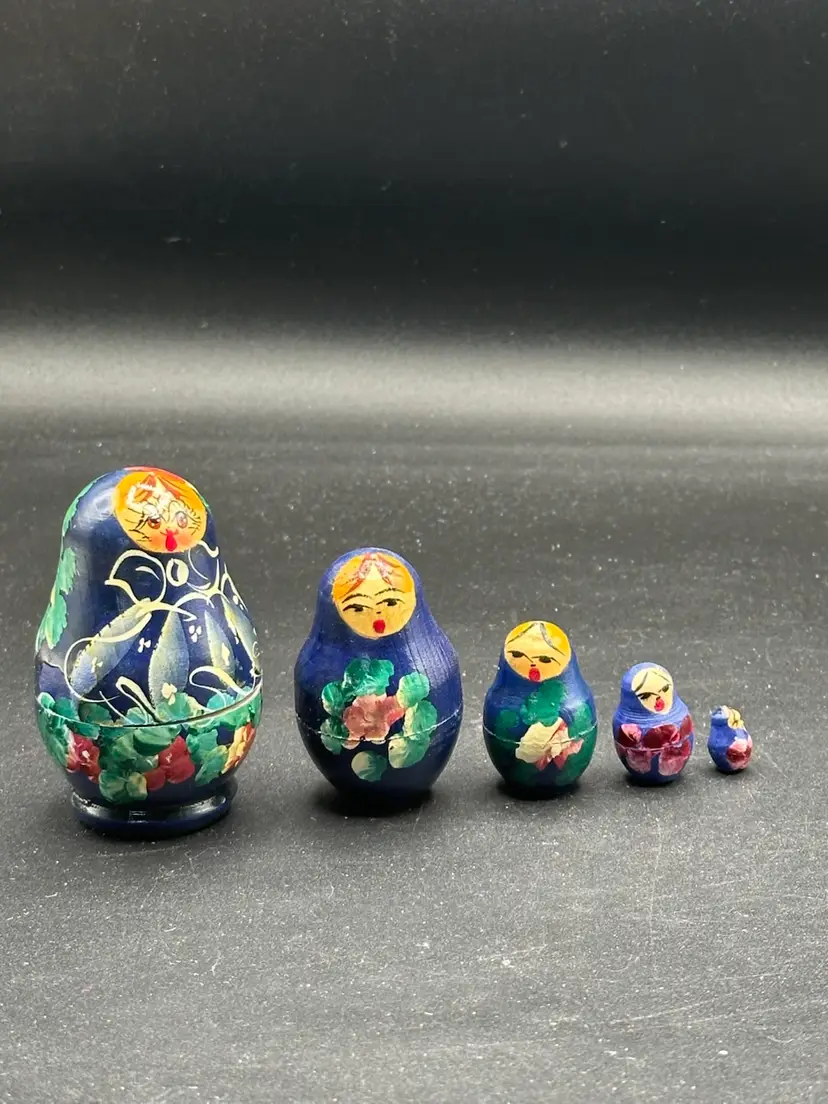 Russian Nesting Dolls Soviet Union vintage antique mcm vtg wood wooden carved figurine set purple blue flower