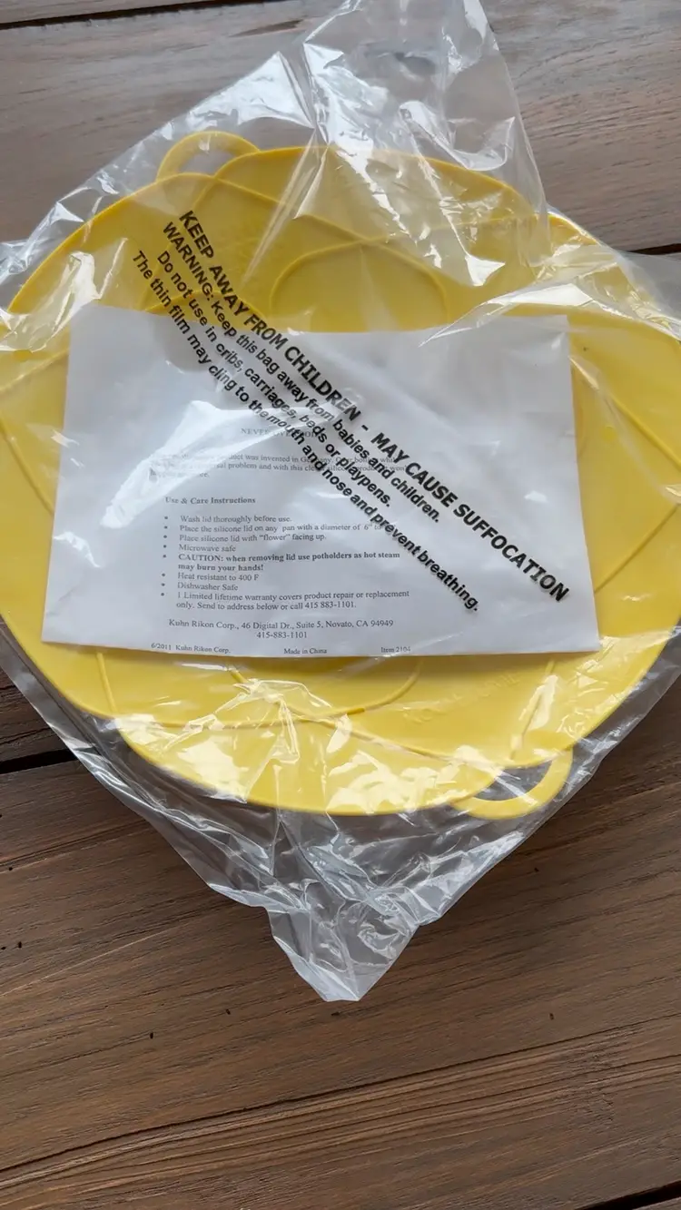 Never Boil Over Rubber Pot Lid With Vents Kuhn Rikon