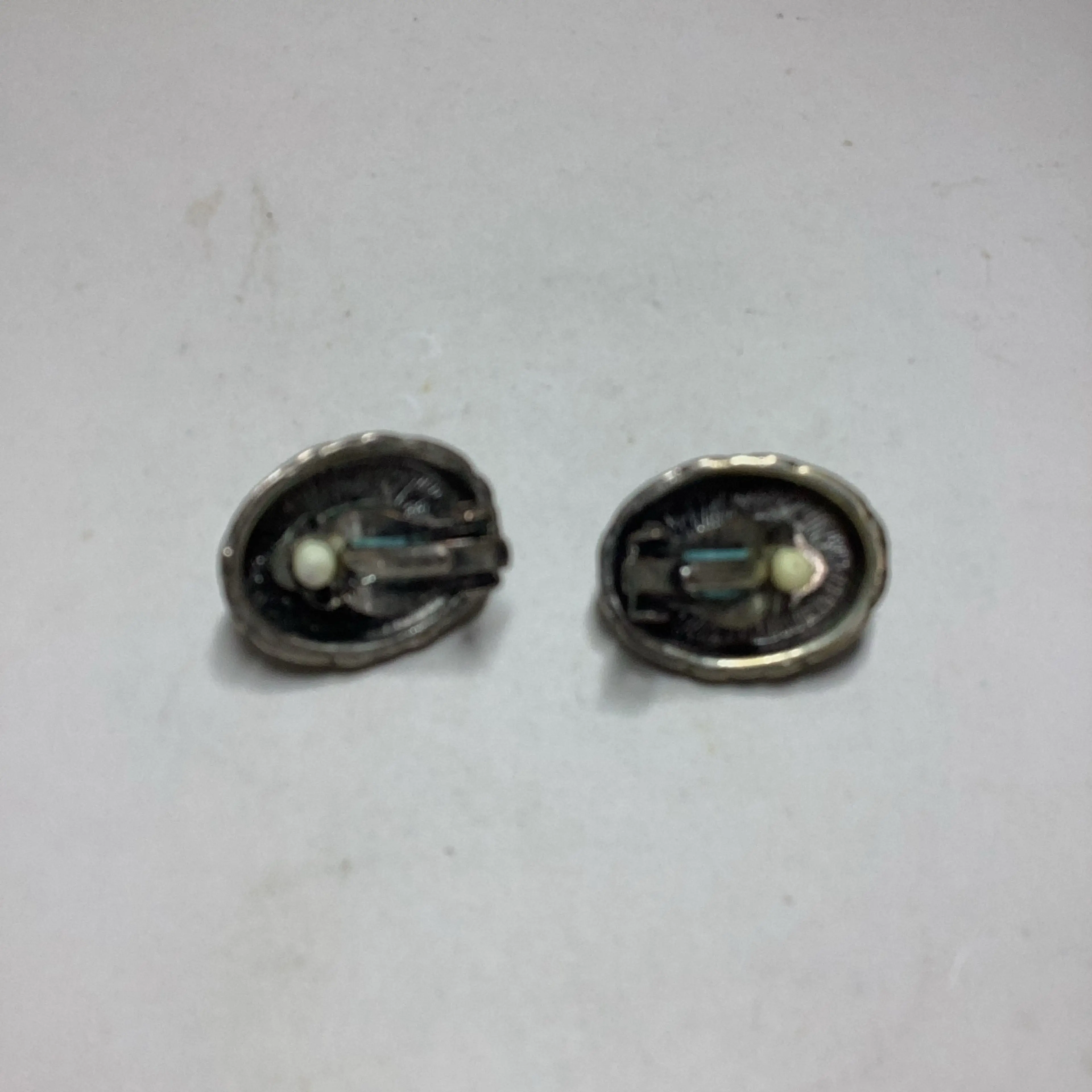 Image 2 of 2