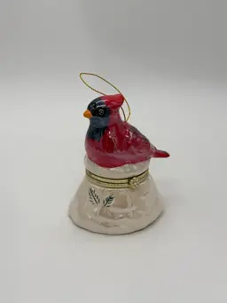 Mr. Christmas “Jingle Bells” 2012 Red Cardinal Musical Hinged Ornament Figurine