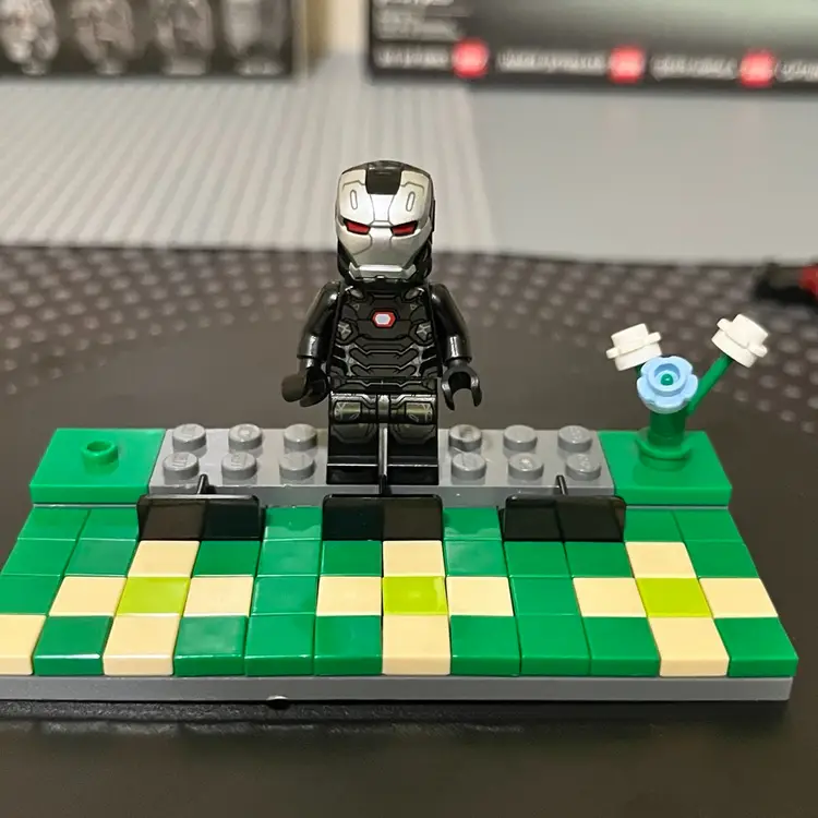 War Machine Iorn Man ! 