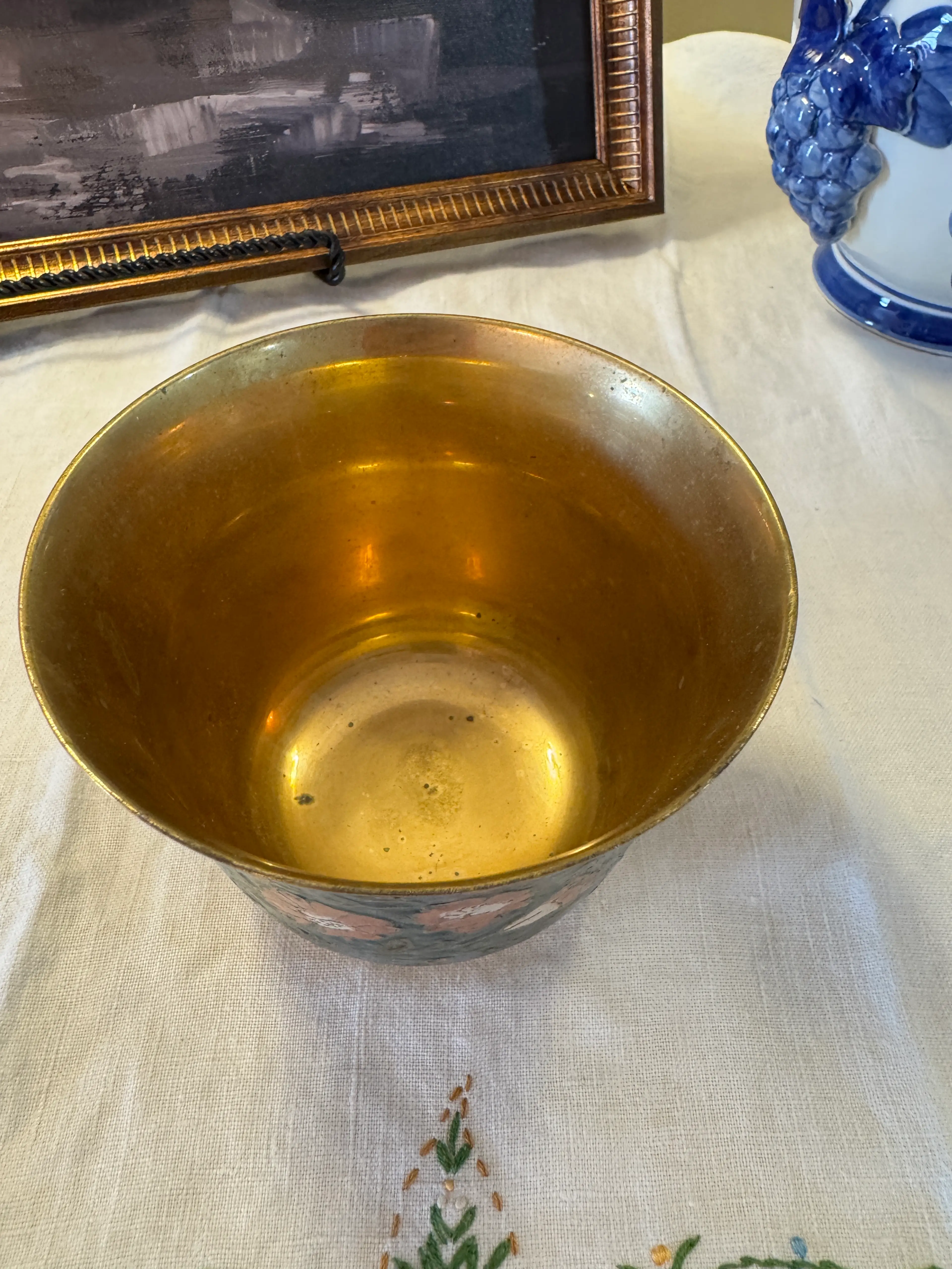 Image 2 of 8