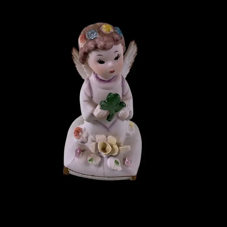#01 Napco March Girl Angel Kneeling On Pillow Holding A Shamrock