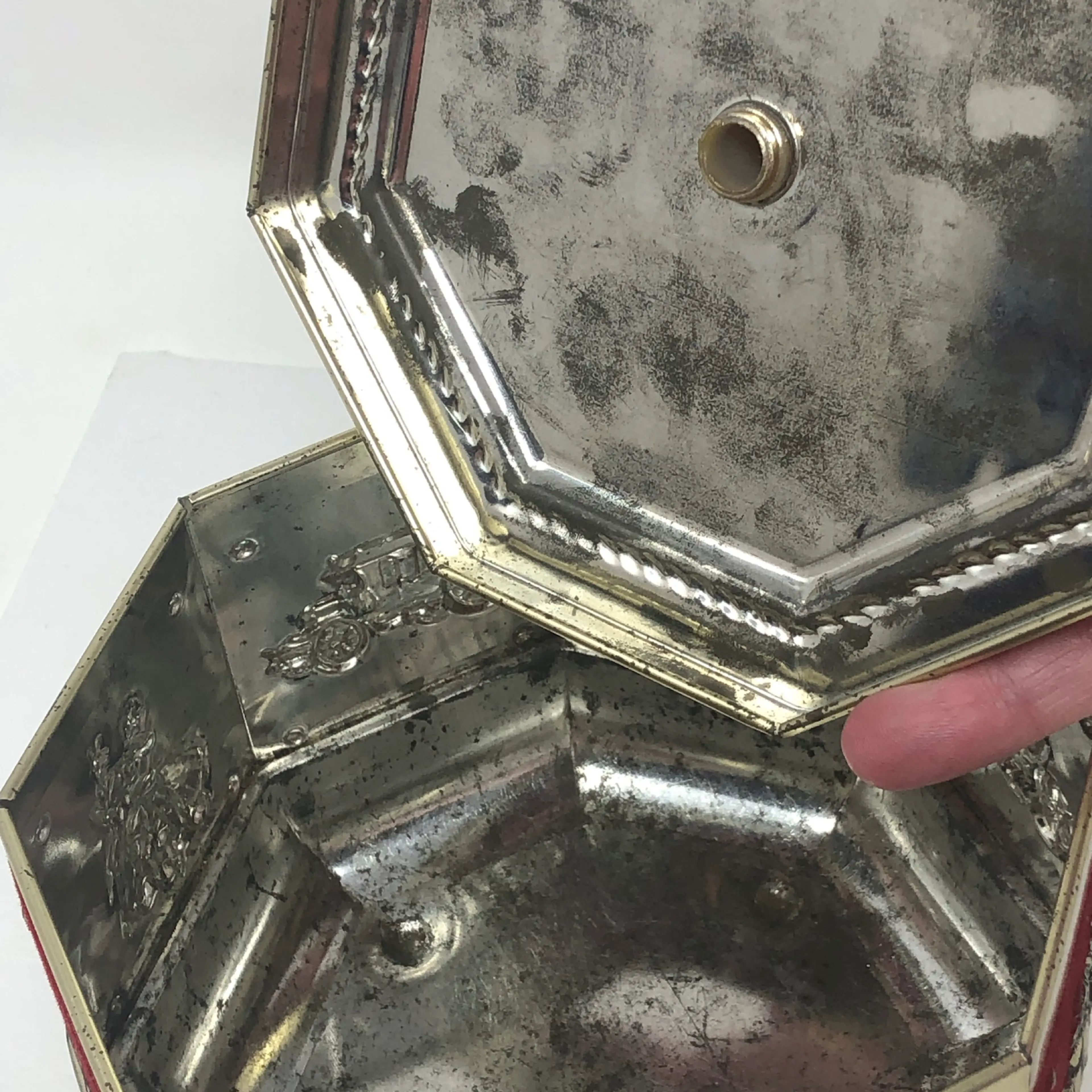 Image 4 of 6