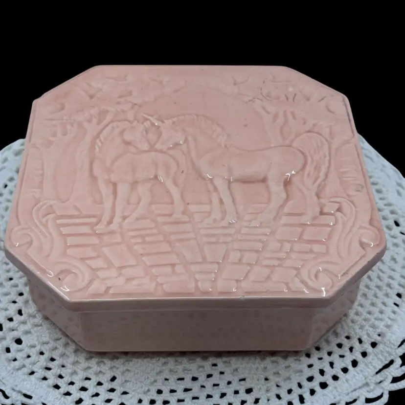 Duncan Enterprises Ceramic Pink Painted Unicorn Trinket Box