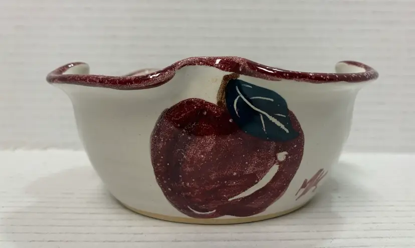VTG Handmade Cagle Road Pottery Seagrove NC Fluted Bowl With Hand Painted Apples. Signed ‘96