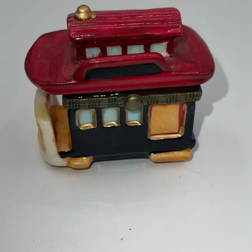 Ceramic Trolly Car Miniature Box Hand Painted Red 2-1/2" Wide
