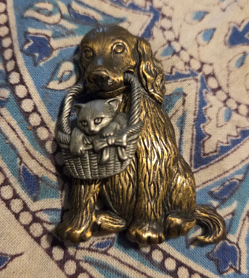 JJ Jonette Dog with Cat in Basket Pin