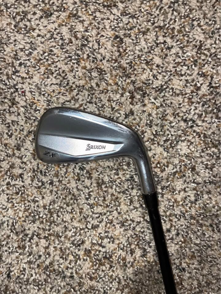 スカイビーンズ Srixon Zx Utility 2 Iron w/ Kbs Tour prototype X-stiff 95 Grams