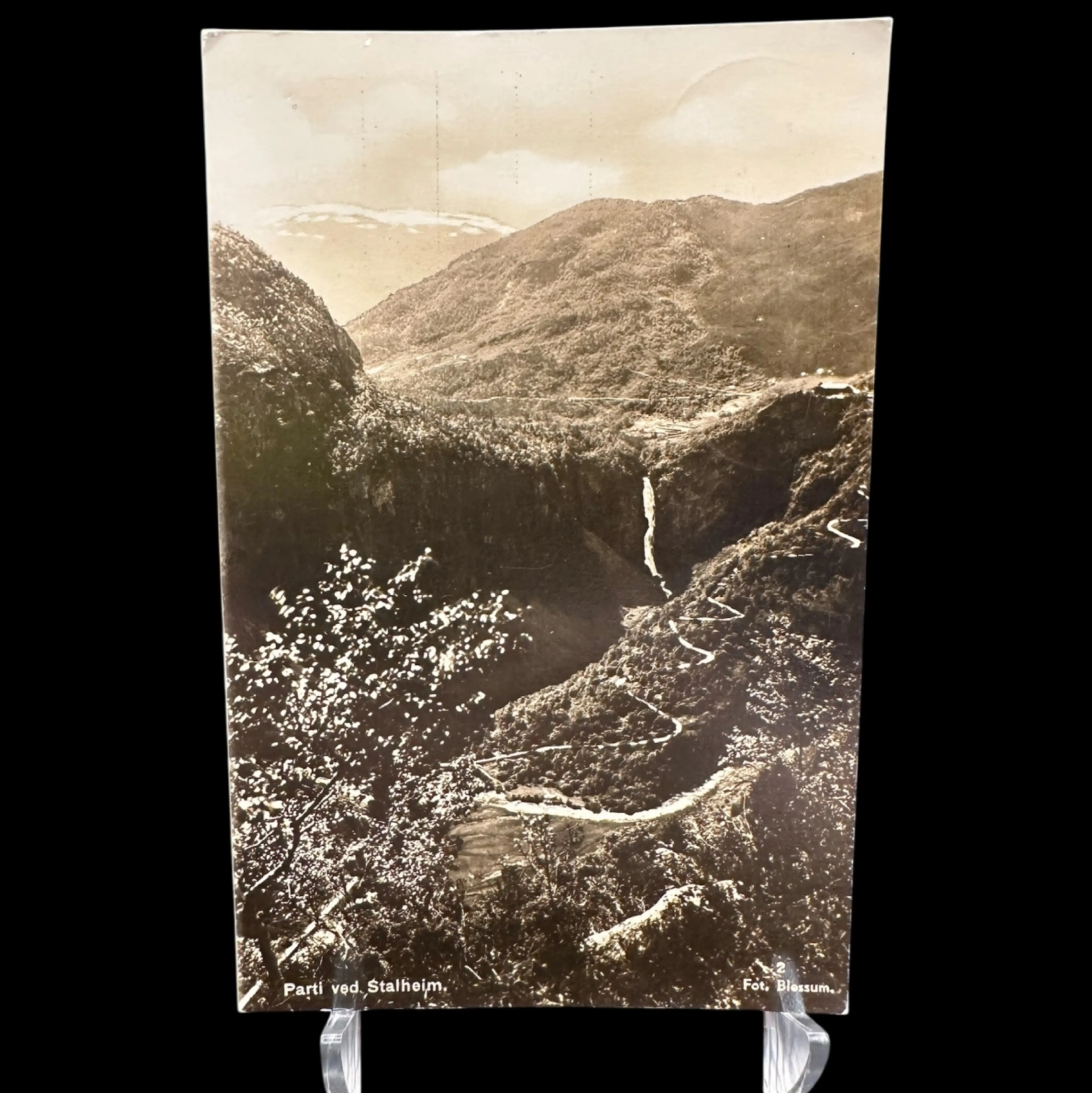 Image 1 of 2
