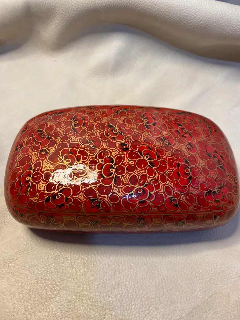 Vintage Lacquer Trinket Box