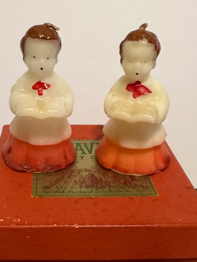 Vintage Tavern Novelty Candles In Box Choir Boys