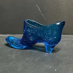 LE Smith Colonial Blue Daisy & Button Glass Slipper Shoe ~2.5in x 6in x 1.75in