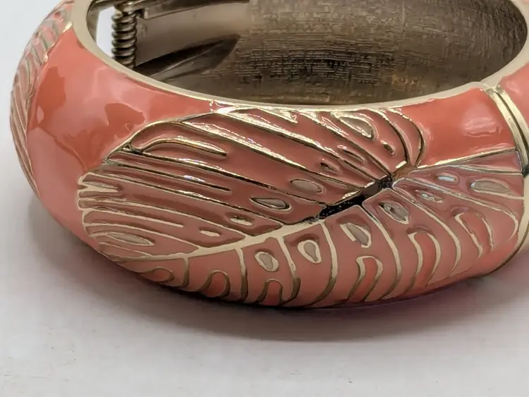 Sequin Bangle Coral Color Enamel Leaf Design Clamper Bracelet NWOT