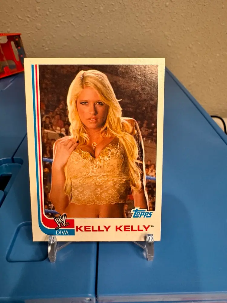 2007 WWE Topps Heritage III Kelly Kelly #66 Rc