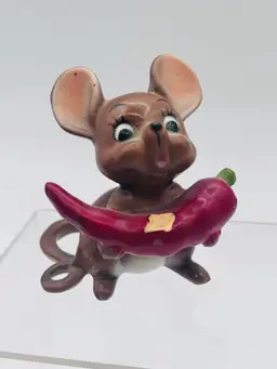 Vintage JOSEF ORIGINALS MOUSE VILLAGE Figurine CHILI PEPPER