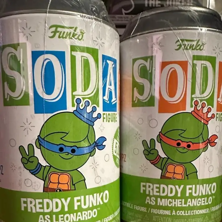 Freddy Funko as leonardo and Michaelangelo soda