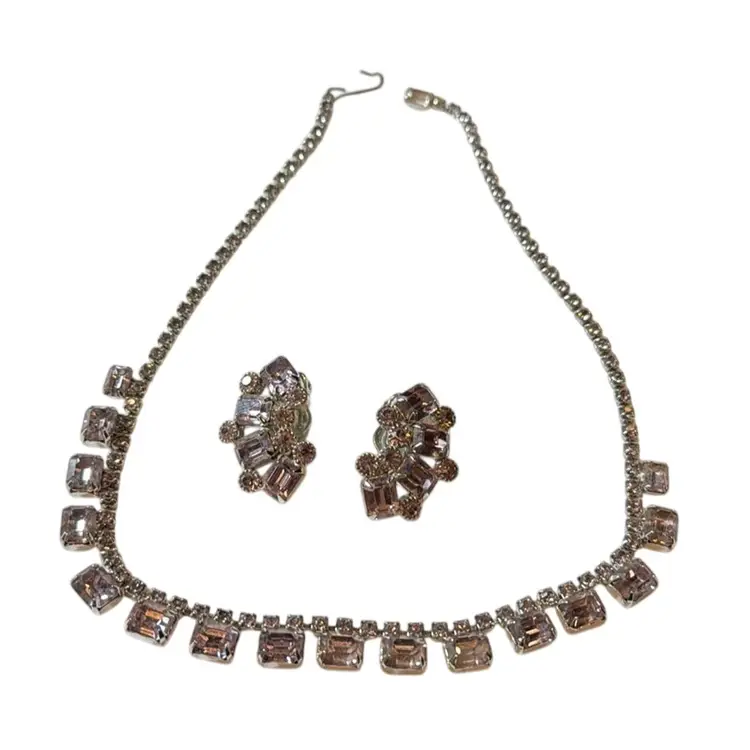 Weiss Signed Rare Icy Lavender Silvertone Demi Parure Earrings & Necklace Set - 30” Necklace 1.50 Earrings Original Velvet Box