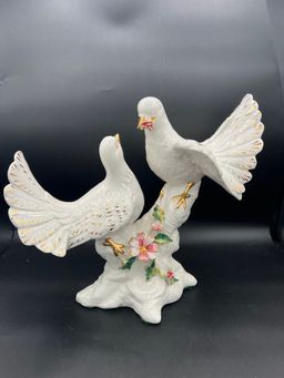 Capodimonte Large Doves Statuette READ