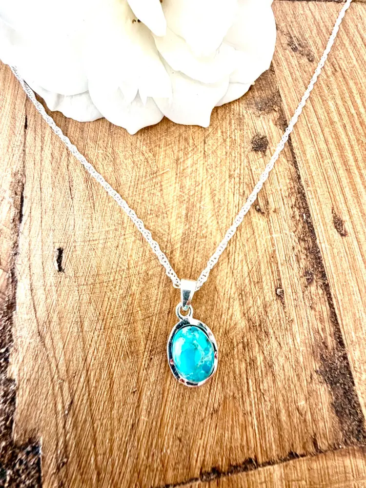 Oval Turquoise Pendant Silver Chain Necklace