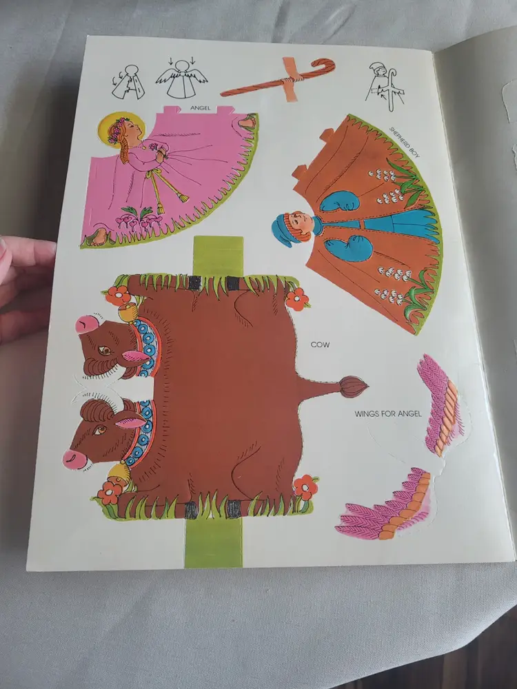 The First Christmas     NATIVITY paper punch out VINTAGE book