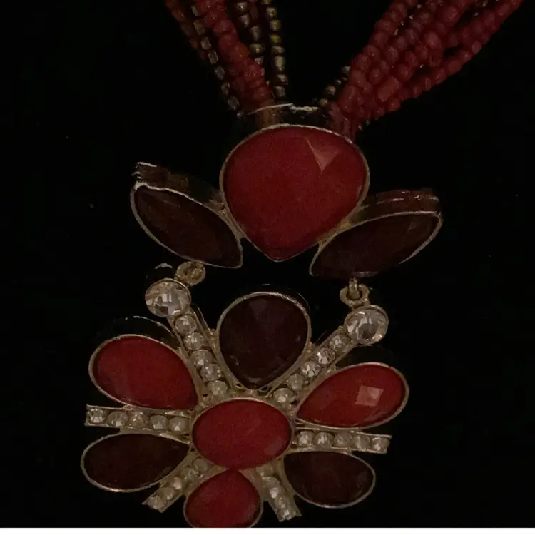 EL Signed Dead Bead Necklace With Great Focal Point