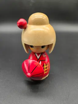 Shirokiya Japan Kokeshi Doll Eyelashes Parasol Red Kimono Wood Hand Painted 4.5"